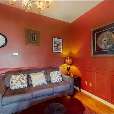 The Grand Suite - Tradewinds Eureka Springs Bagian luar foto